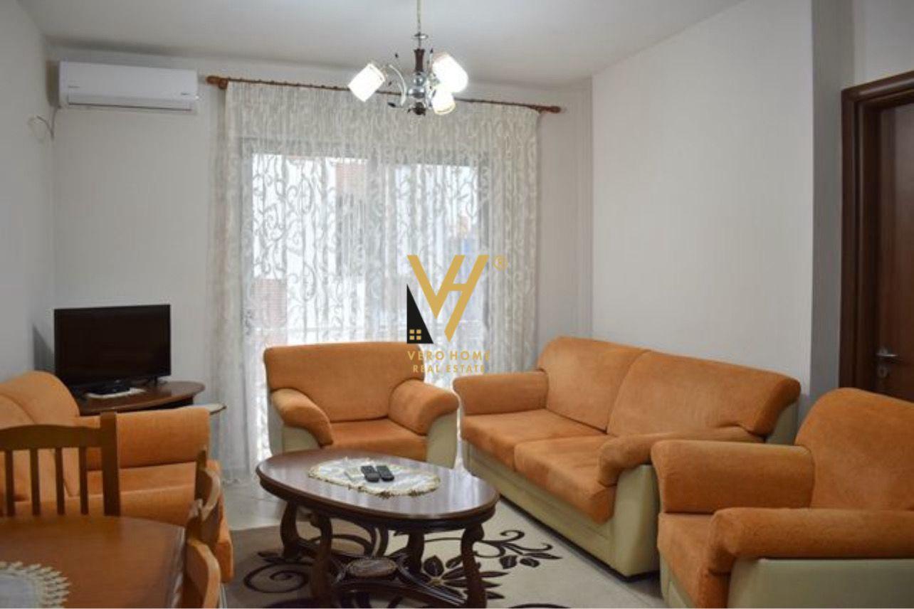 JEPET APARTAMENT 2+1+BLK ME QERA TE MINE PEZA 65.000 LEKE – Tiranë - 1