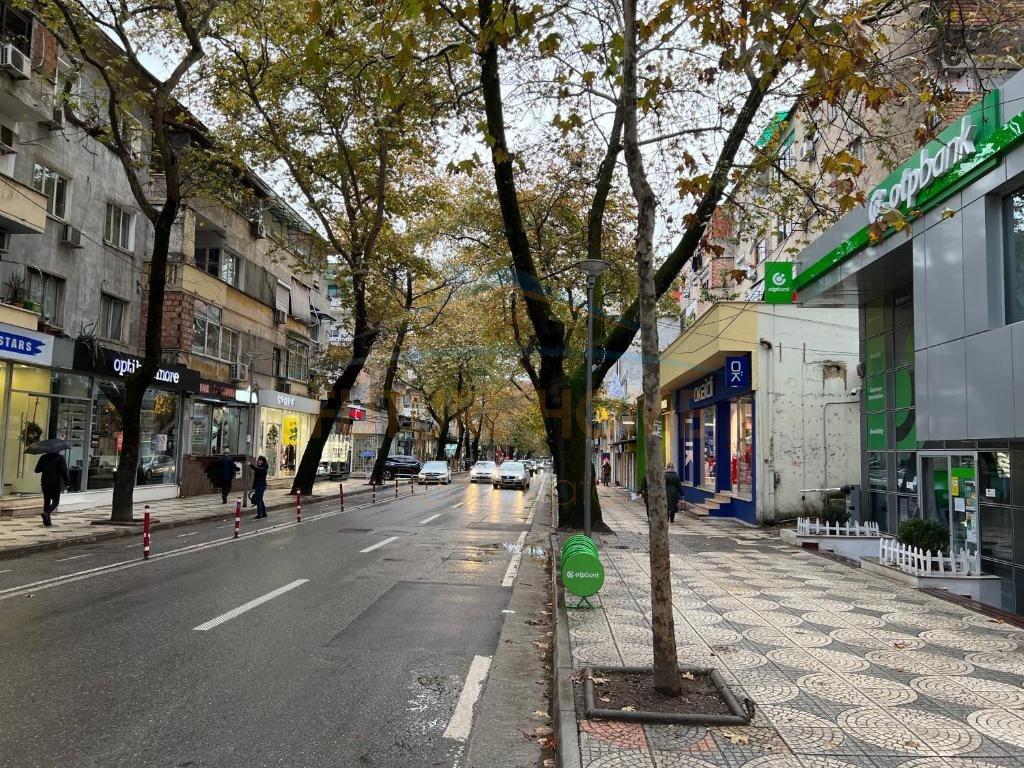 0698855660, hitet, Apartament 4+1+2+Verande, Myslym Shyri, – Tiranë