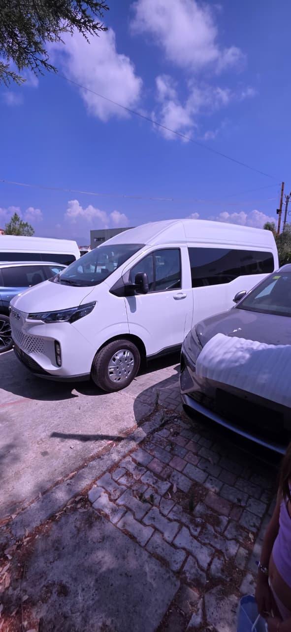 Iveco Juxing EV 2025 L2H2 long-axis mid-top Fabric – Tiranë