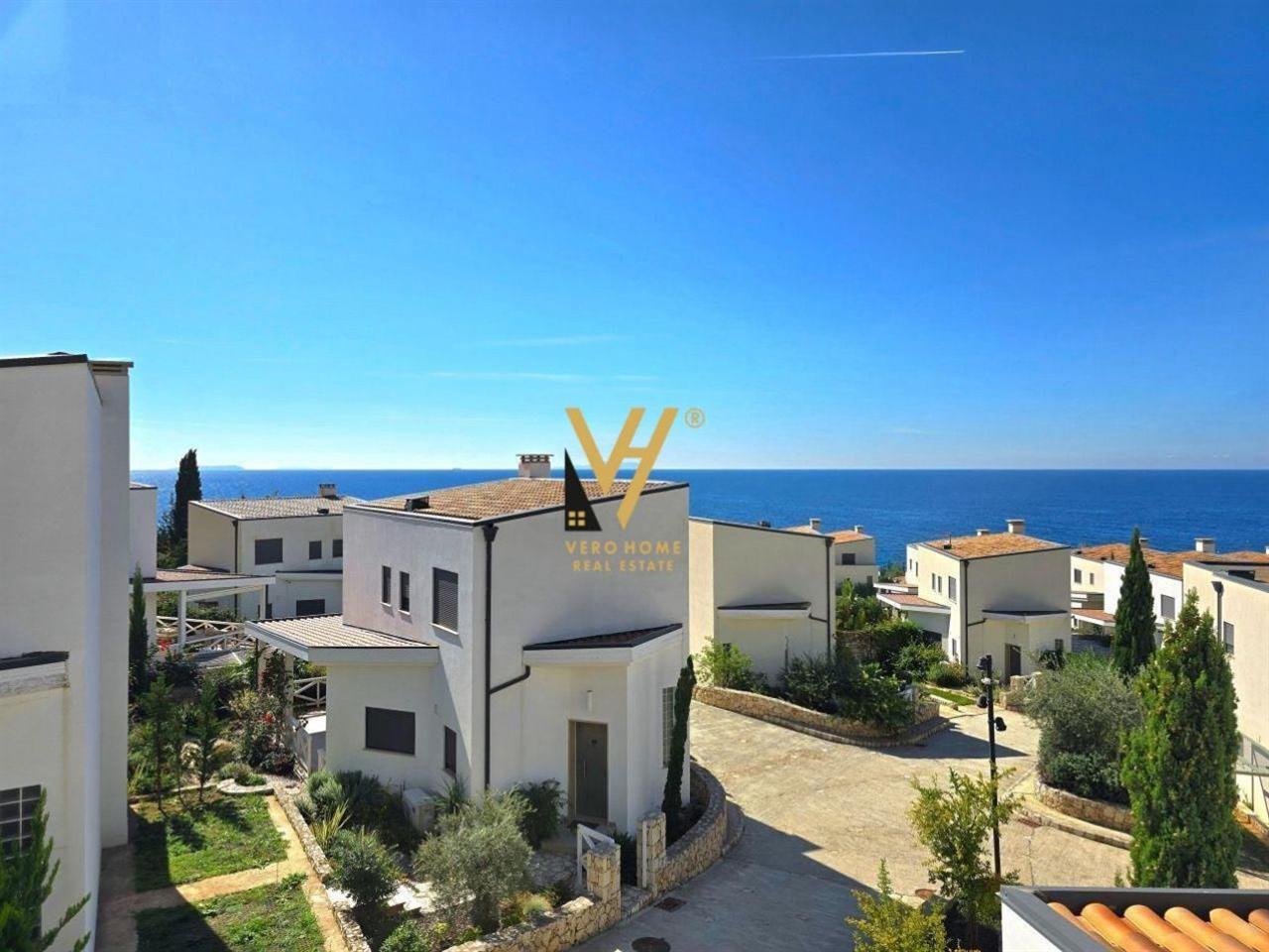 SHITET VILE DY KATESHE NE DHERMI, WHITE ROCKS 699.000 EURO – Tiranë - 1