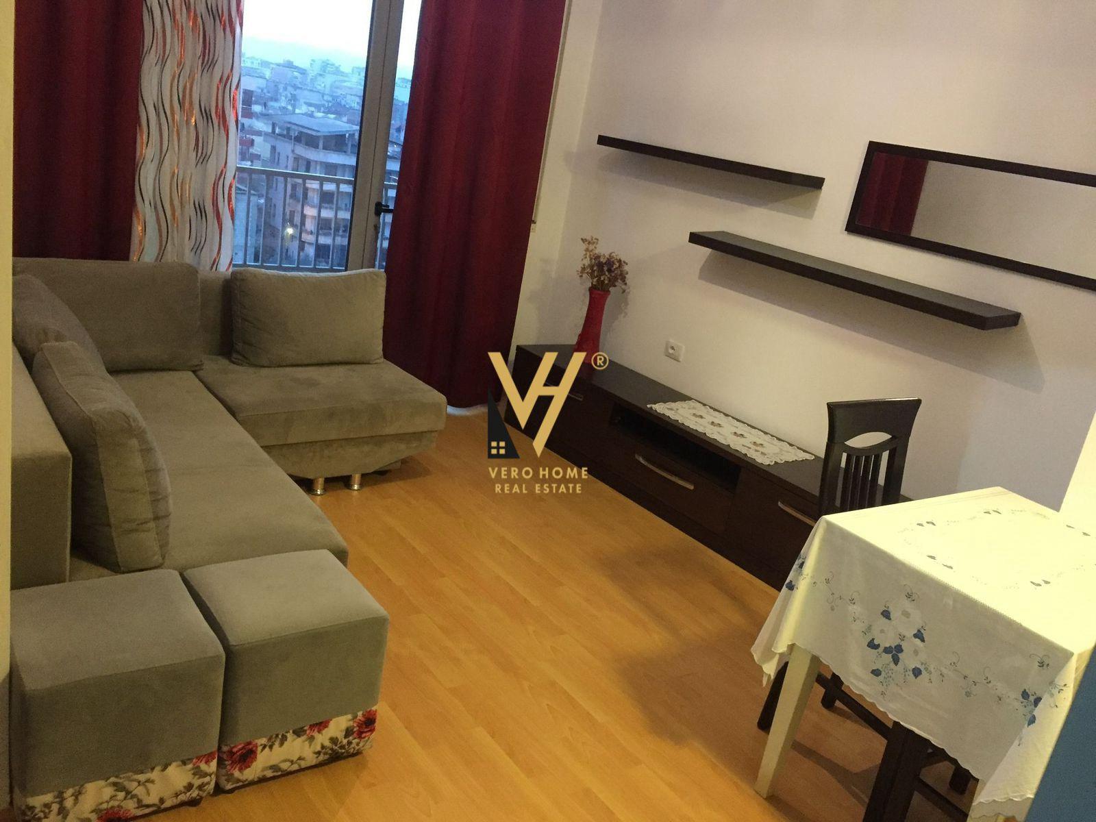 JEPET APARTAMENT 1+1+BLK ME QERA NE XHAMLLIK 60.000 LEKE – Tiranë