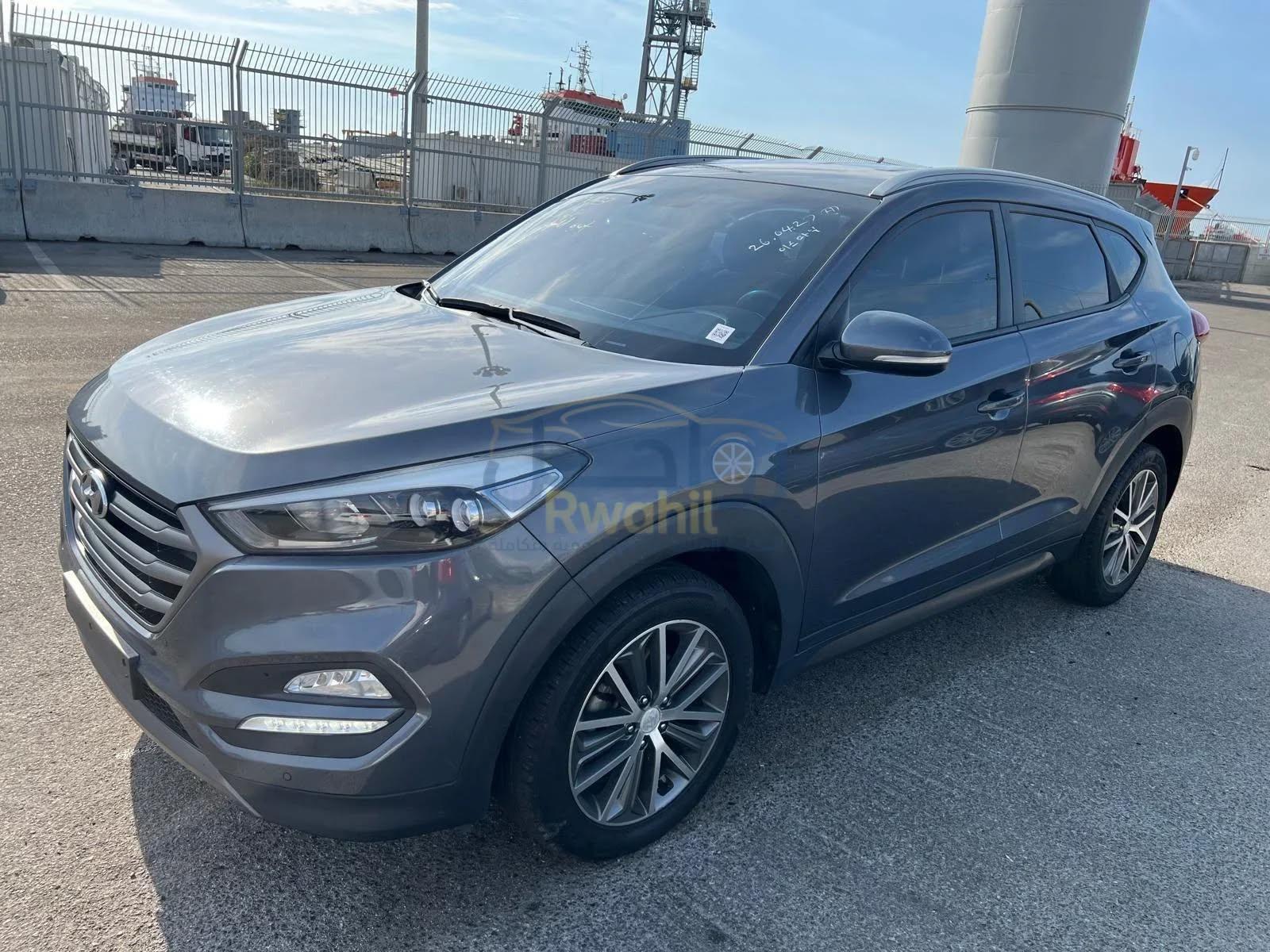 Full Option Tucson 1.7 Diesel – Durrës