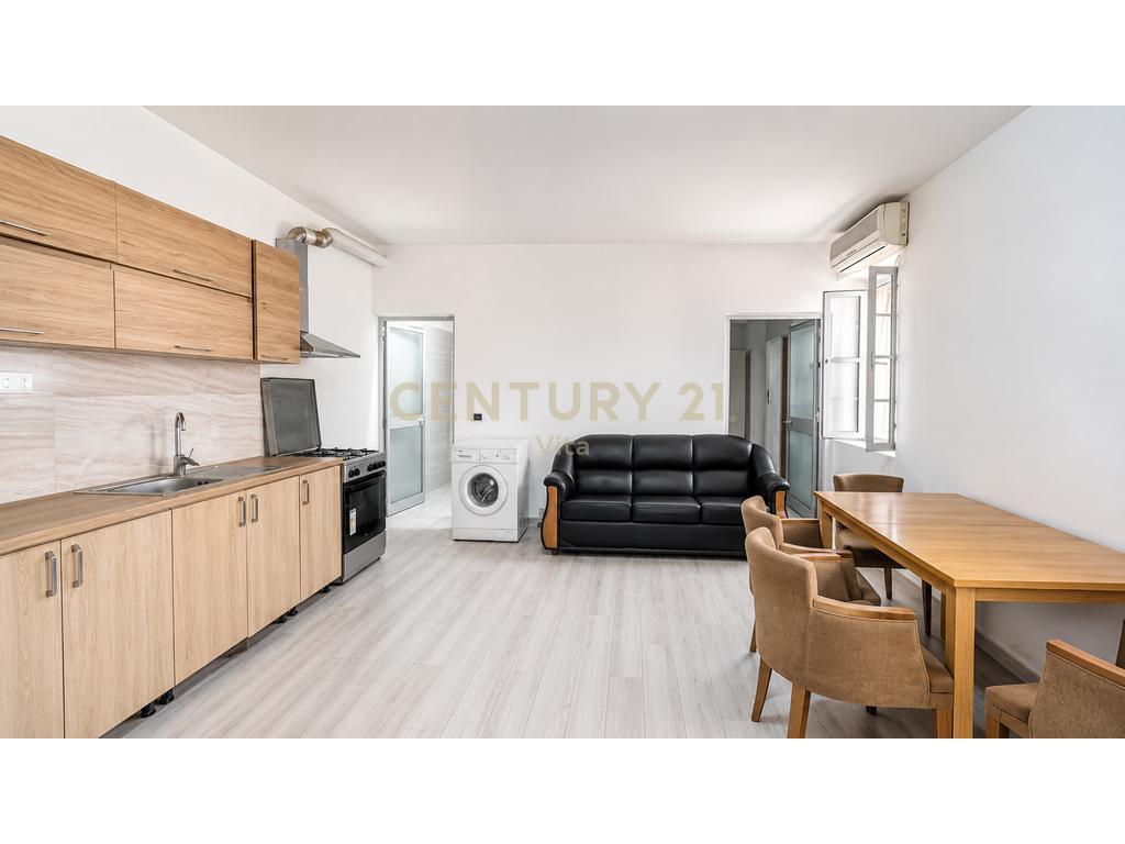 Apartament 1+1 në Katin Zero me Qira pranë Vollgës , Durres – Durrës