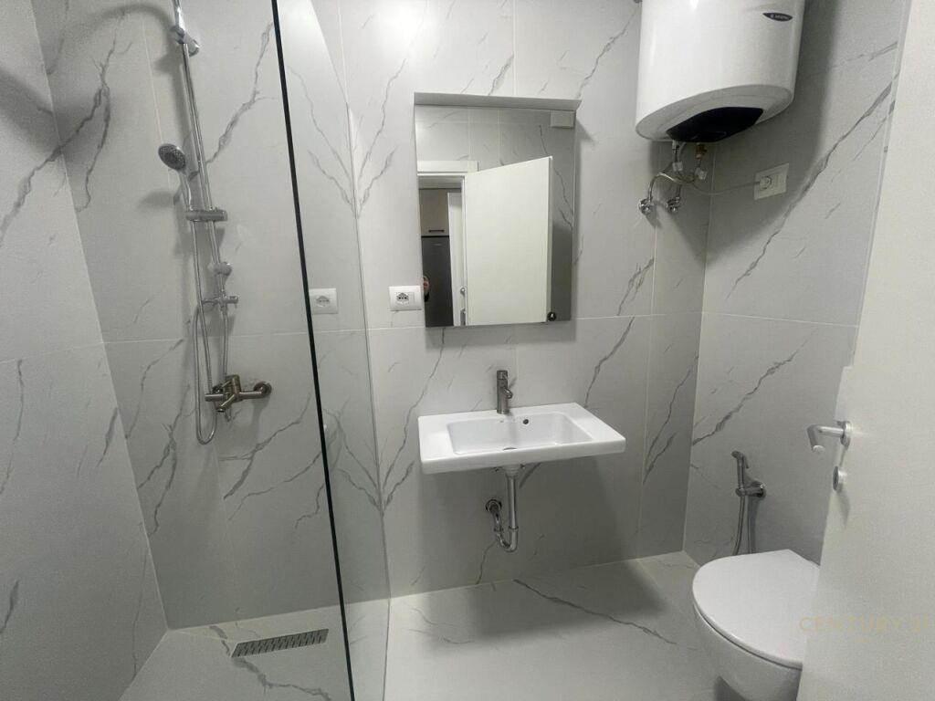 Japim me qira 3 Apartamente per Airbnb prane PAZARIT TE RI! – Tiranë