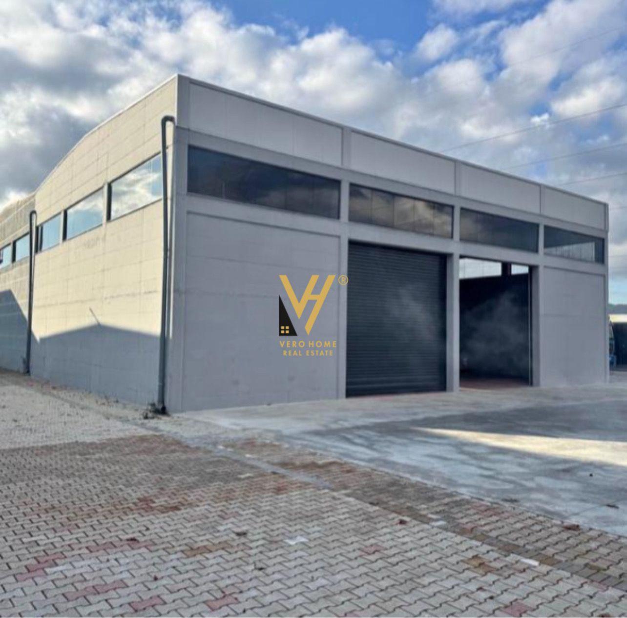 JEPET KAPANON 3.200 M2 ME QERA NE FUSHE KRUJE 290.000 LEKE – Tiranë
