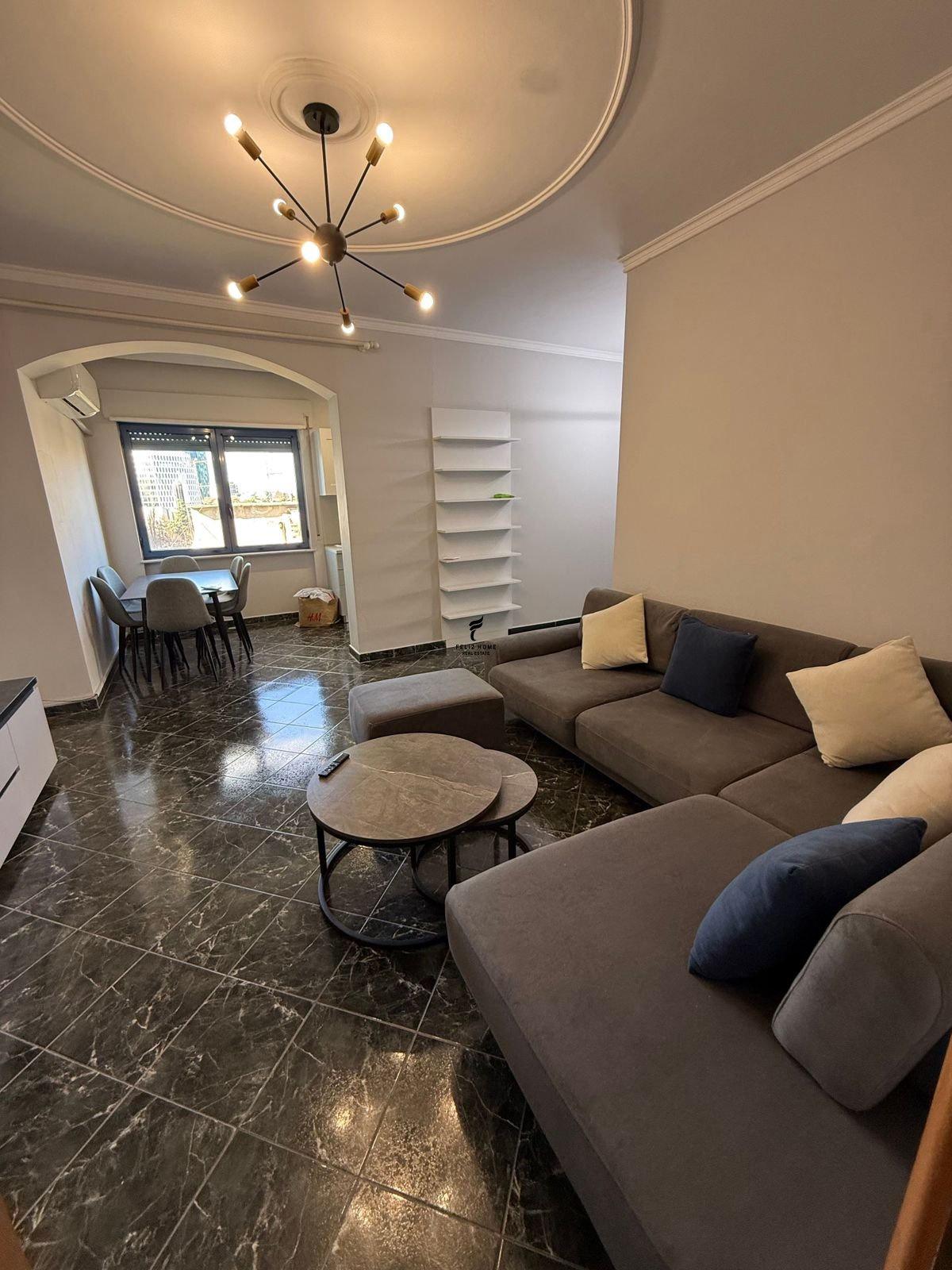 APARTAMENT ME QERA 2+1+2 RRUGA E ELBASANIT 100.000 LEKE FH-9 – Tiranë