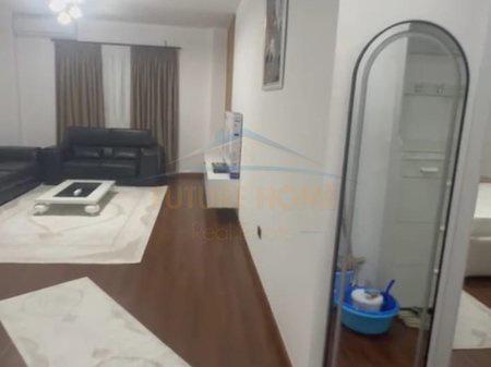 0697048066Qera, Apartament 1+1,Stacioni Trenit, Durres – Durrës
