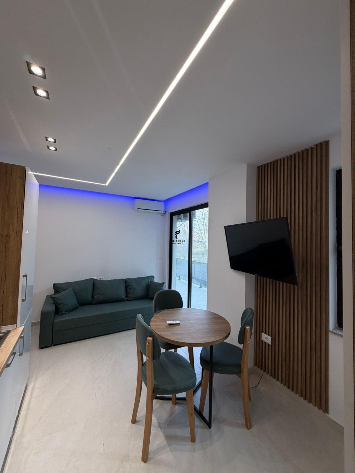 SHITET GARSIONERE 28 M2 GOLEM 55.000 EURO FH-73807 – Tiranë