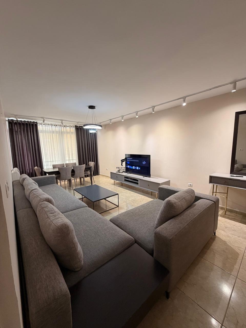 APARTAMENT ME QERA 2+1 LAPRAKE 85.000 LEKE FH-91103 – Tiranë