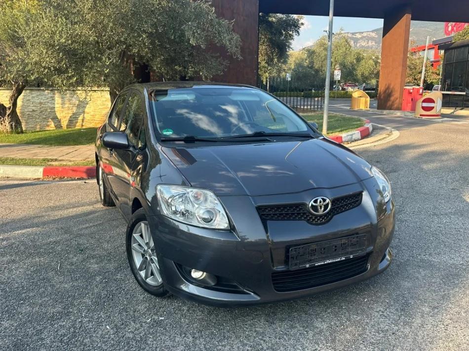 TOYOTA AURIS 1.4 Nafte – Tiranë - 1