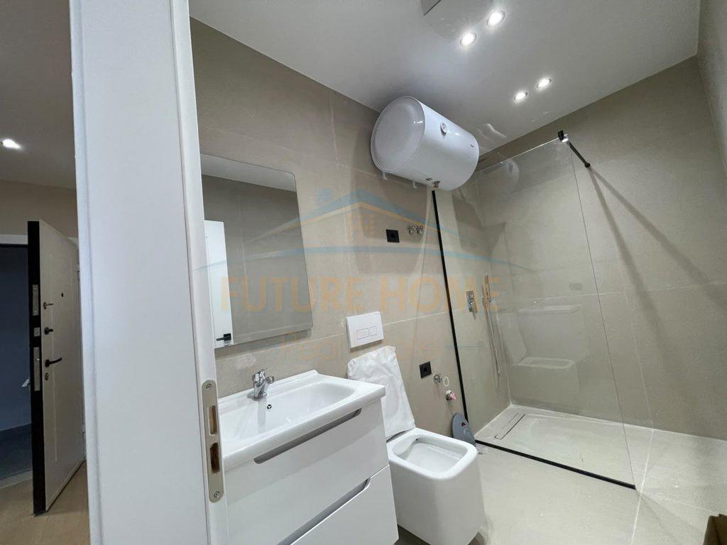 0696033060 Shitet, Apartament 2+1, Mozaiku i Tiranës. – Tiranë