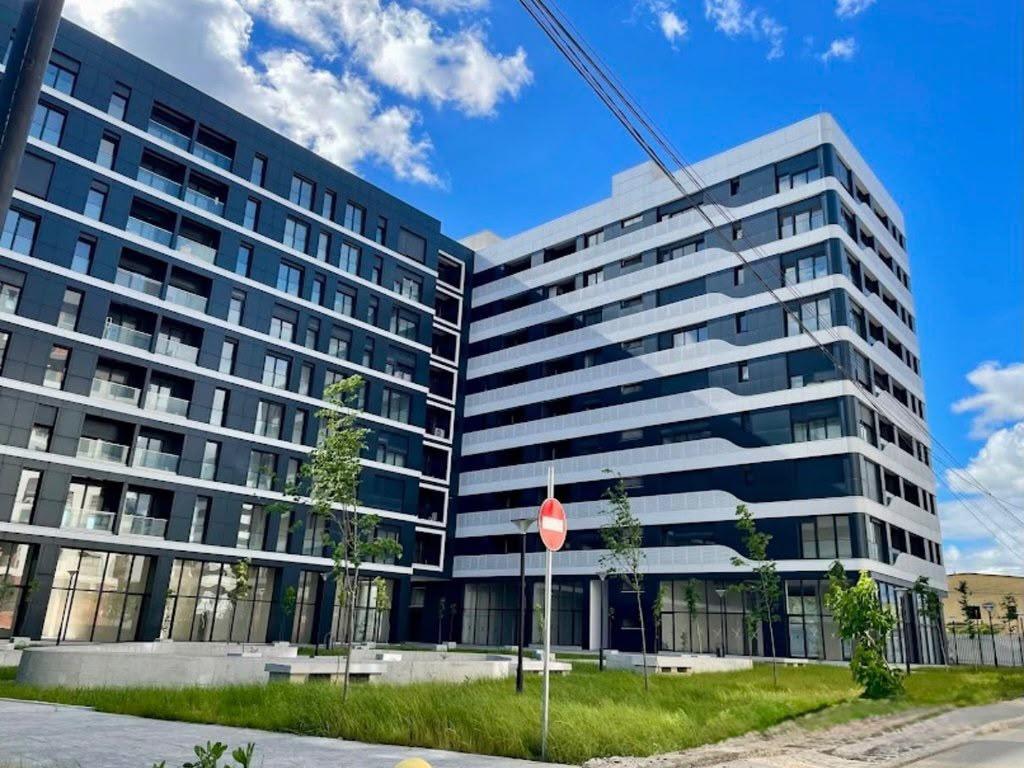 🔥Shitet apartament 2+1 + 2 tualete ne parallel living resid – Tiranë