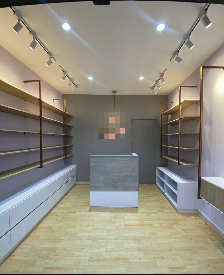 DYQAN ME QIRA 50 M2 ISH PARKU 750 EURO – Tiranë