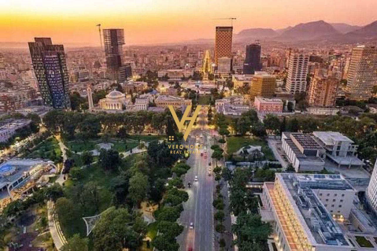 JEPET ZYRE 96 M2 ME QERA NE BLLOK 1.000 EURO – Tiranë