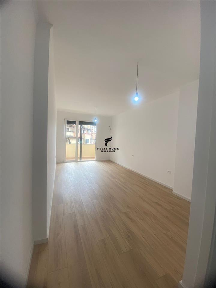 SHITET APARTAMENT STUDIO XHAMIA E TABAKEVE 85.000 EURO – Tiranë