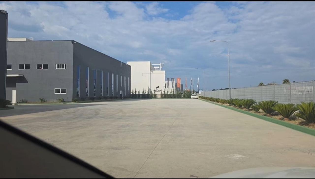 KAPANON ME QERA 1300M2 AUTOSTRADA TR-DR 2600 EURO – Tiranë - 1
