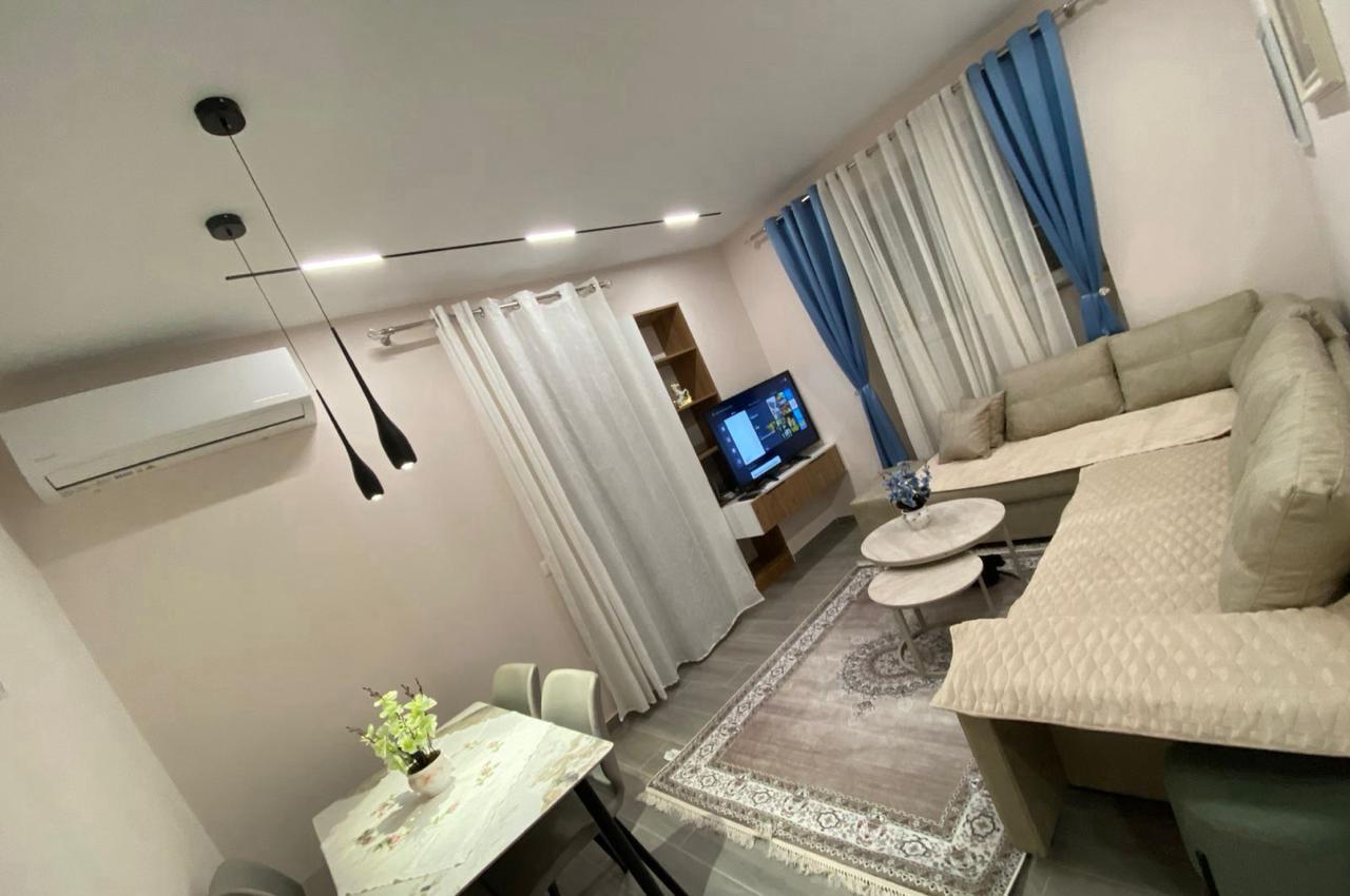 APARTAMENT ME QERA 1+1 RRUGA E ELBASANIT 85.000 LEKE – Tiranë
