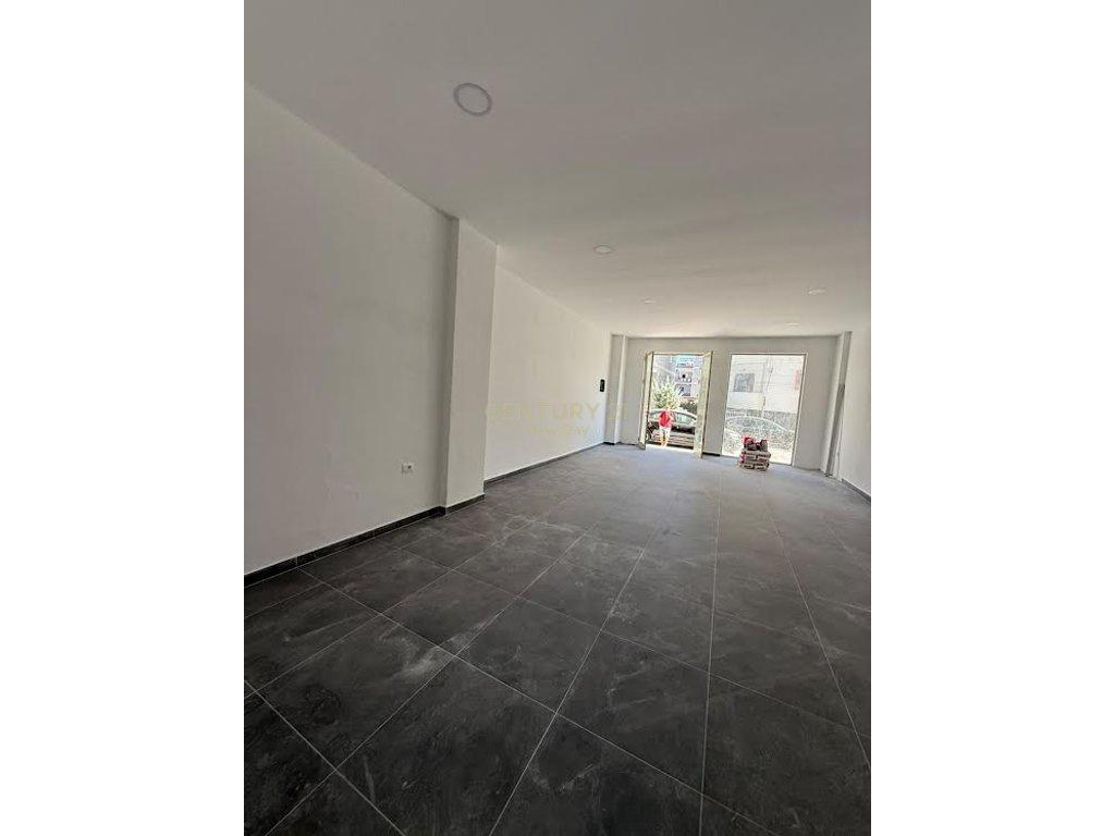 0693456519 Dyqan me qira buze rruge – Durrës