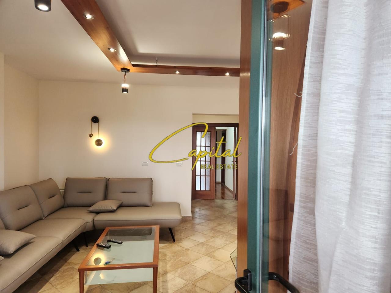APARTAMENT ME QIRA 2+1 STADIUMI AIR ALBANIA 1.500 EURO – Tiranë