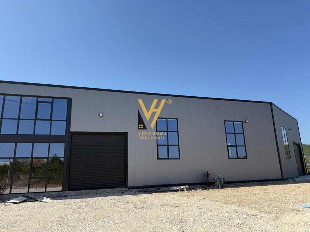 JEPET KAPANON 4900M2 NE VAQARR 400.000 LEKE – Tiranë