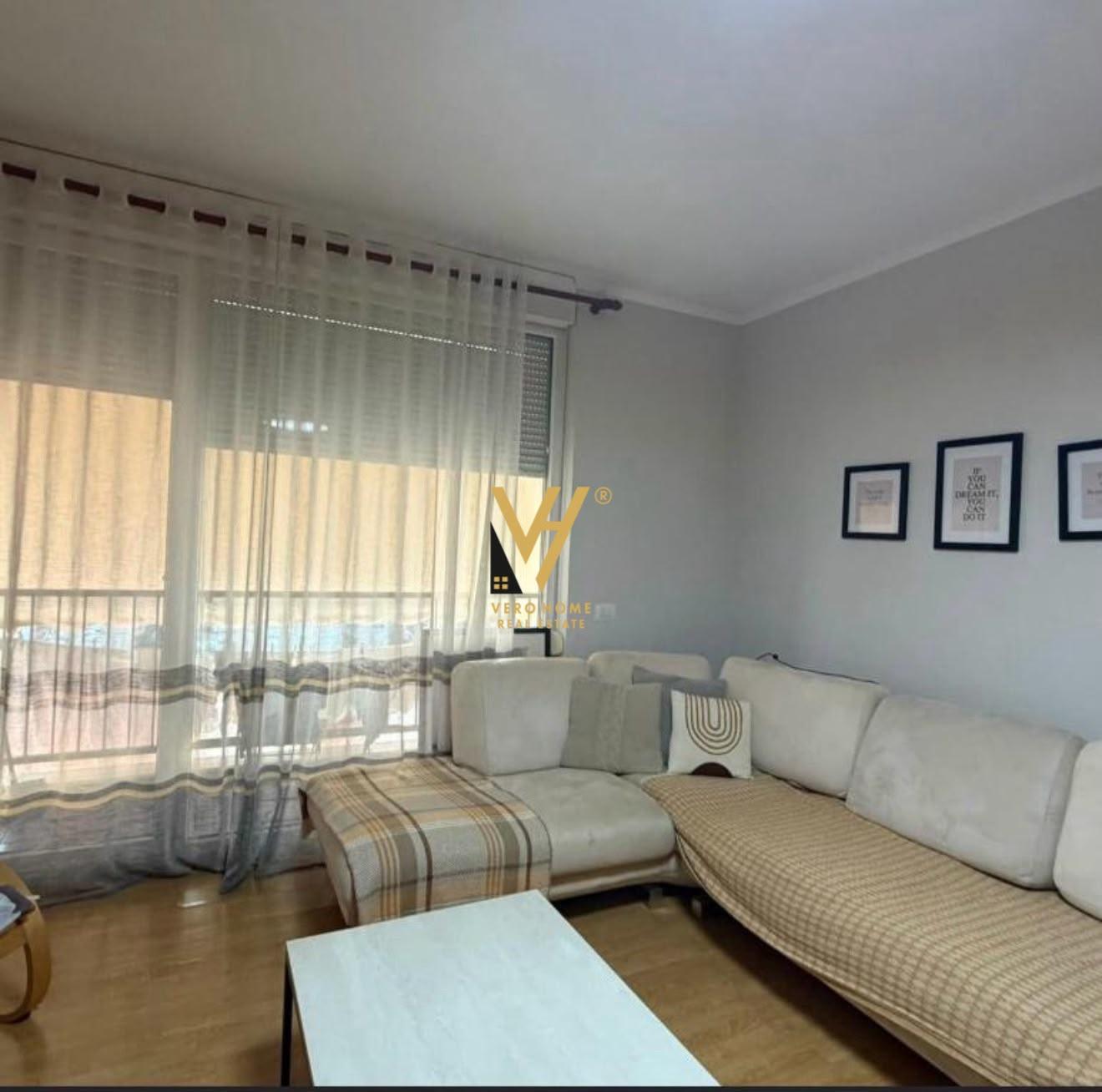 JEPET APARTAMENT 2+1+BLK ME QIRA TE 21 DHJETORI 90.000 LEKE – Tiranë
