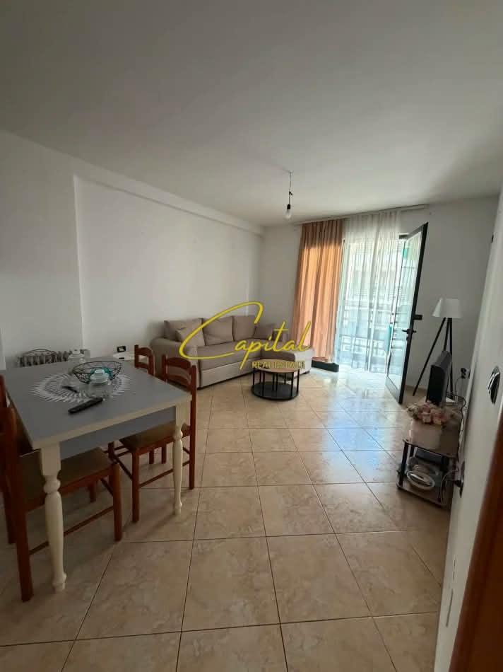 APARTAMENT ME QIRA 1+1 YZBERISHT 40.000 LEKE – Tiranë - 1