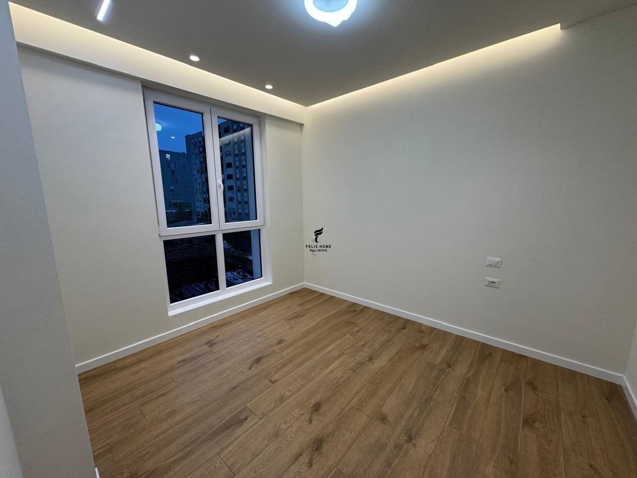 ZYRE ME QERA 58M2 KOMUNA E PARISIT 85.000 LEKE FH-81295 – Tiranë