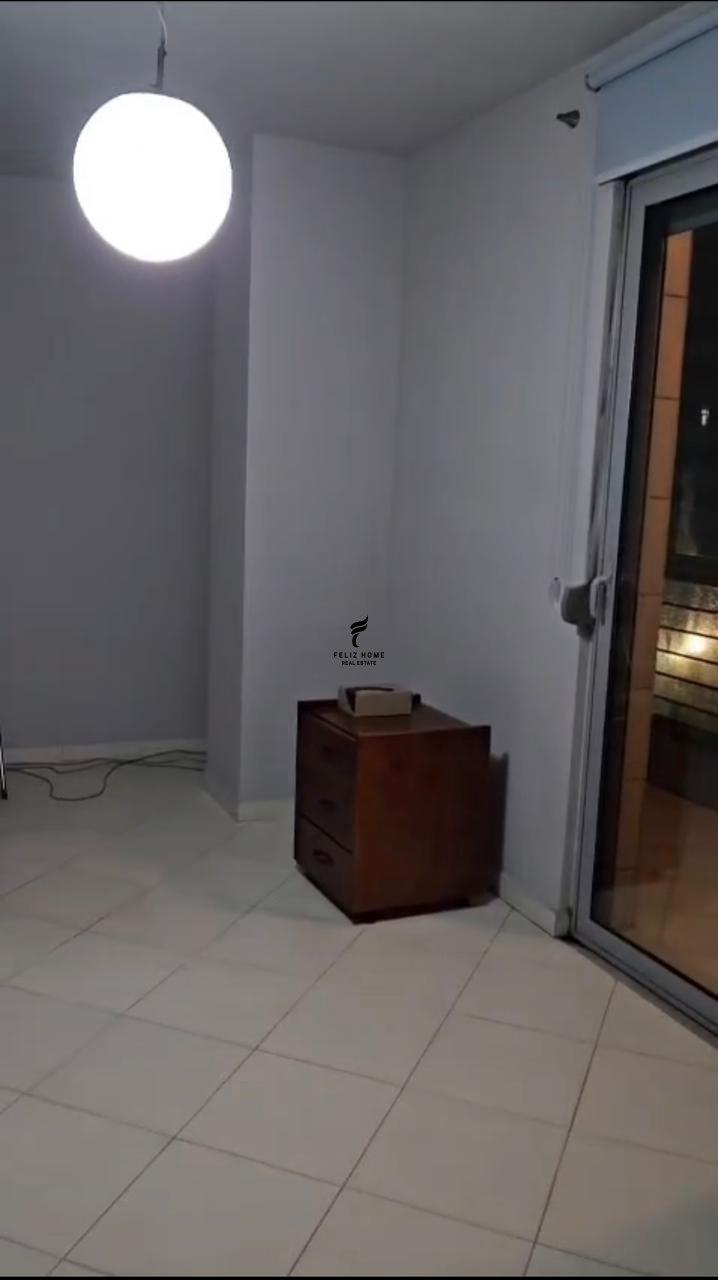 SHITET APARTAMENT 2+1 ZOGU I ZI 25.500.000 LEKE FH-68477 – Tiranë