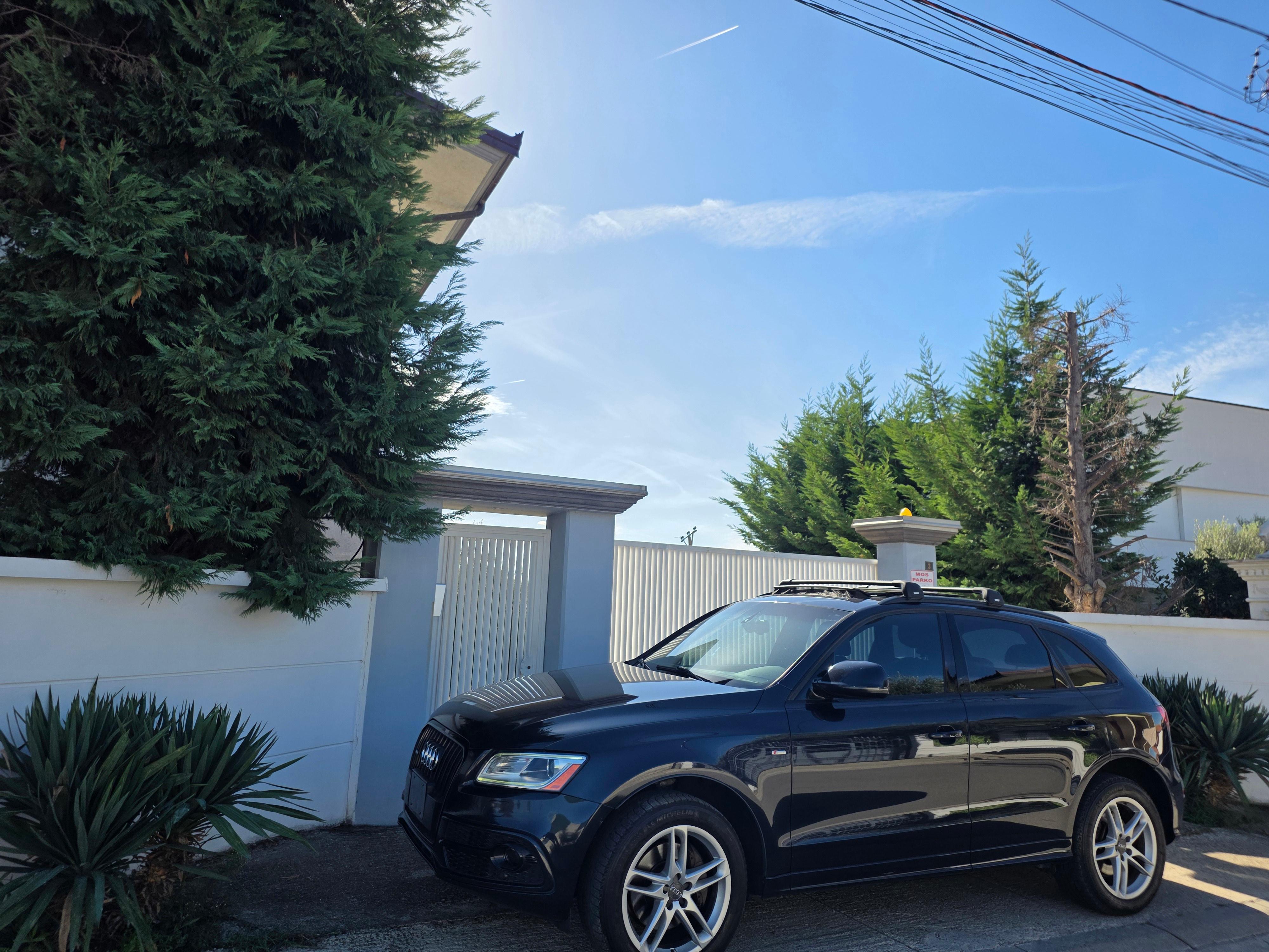 Makine ne gjendje 10/10 0692109064 Audi q5 Vitprodhim 2016 – Tiranë