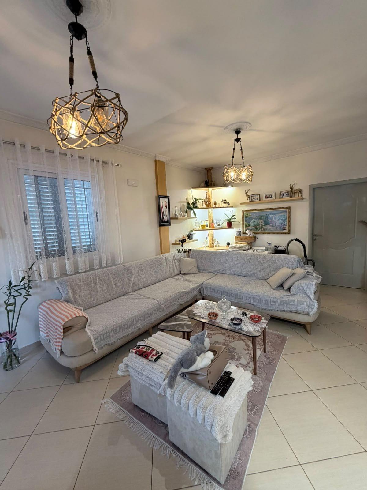 APARTAMENT ME QERA 2+1 RRUGA E ELBASANIT 80.000 LEKE FH-9518 – Tiranë
