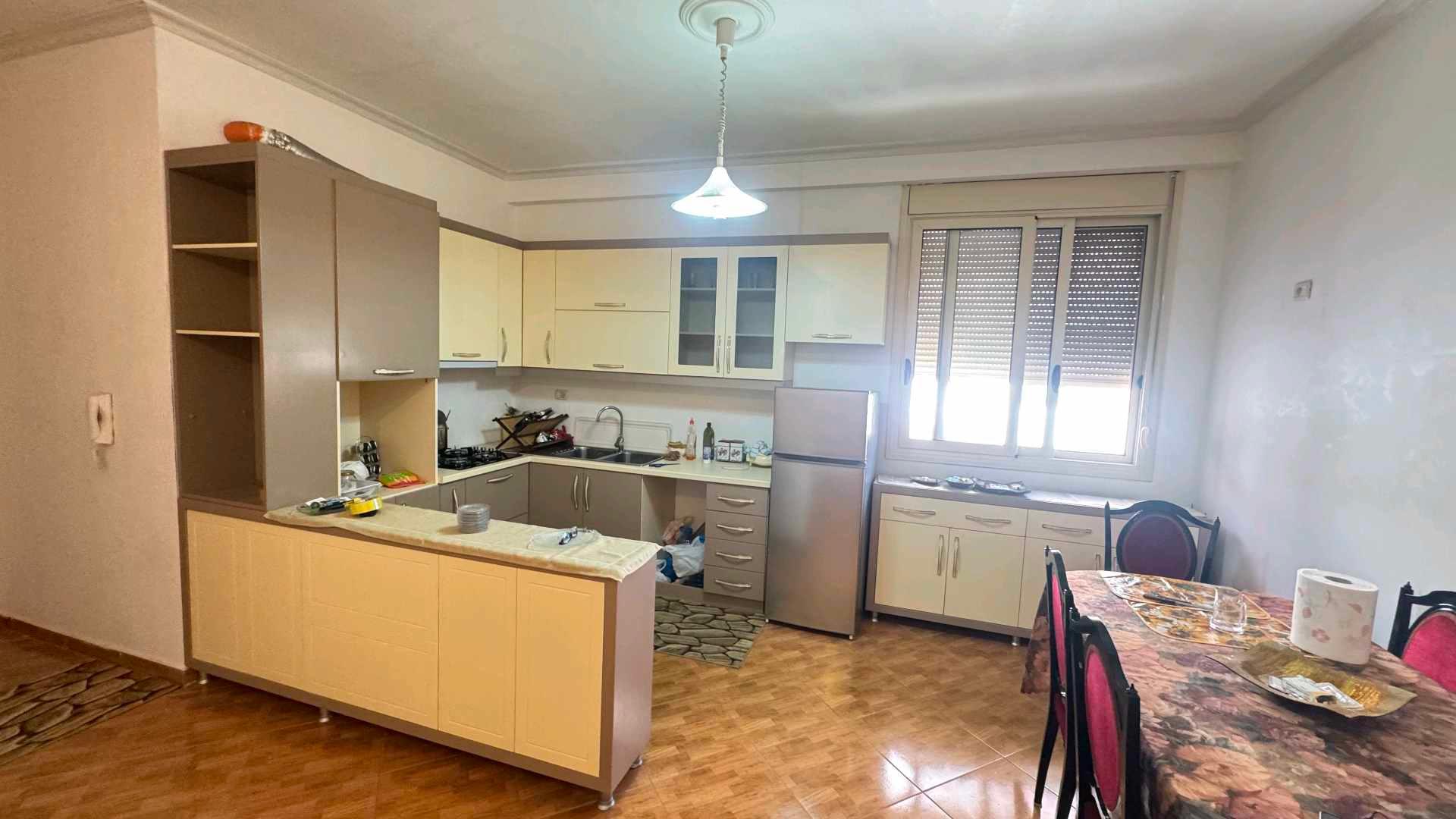 Shitet apartament 2+1,Vlore – Vlorë