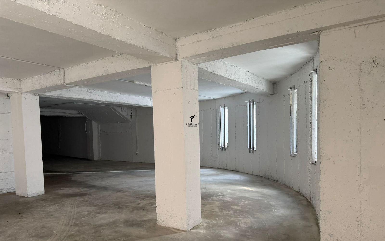 MAGAZINE ME QERA 500 M2 SHKOZE 200.000 LEKE FH-76272 – Tiranë