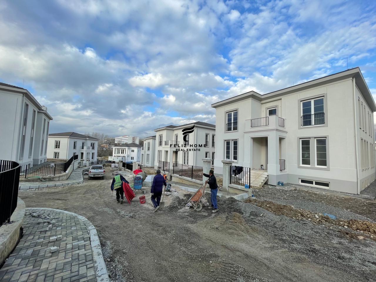 SHITET VILE PRIVATE 530 M2 ROLLING HILLS 1.500.000 EURO – Tiranë - 1