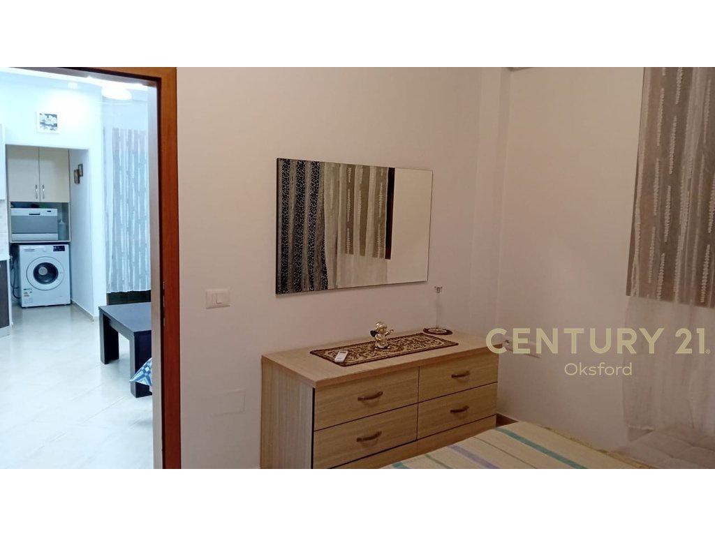 0693456519 APARTAMENT 1+1 ME QIRA AFATGJATË – GOLEM – Durrës
