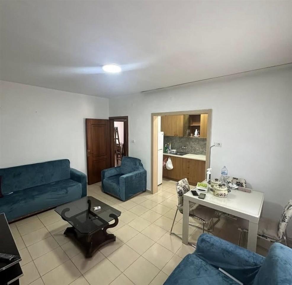 Shitet Apartament 2+1 📍Lagja 16 • 95.000€ ✅ 📲+355 069 20 – Durrës