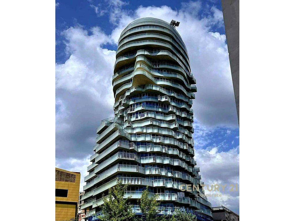 SHESIM APARTAMENT 3+1+VERANDE TEK TIRANA ROCK – Tiranë