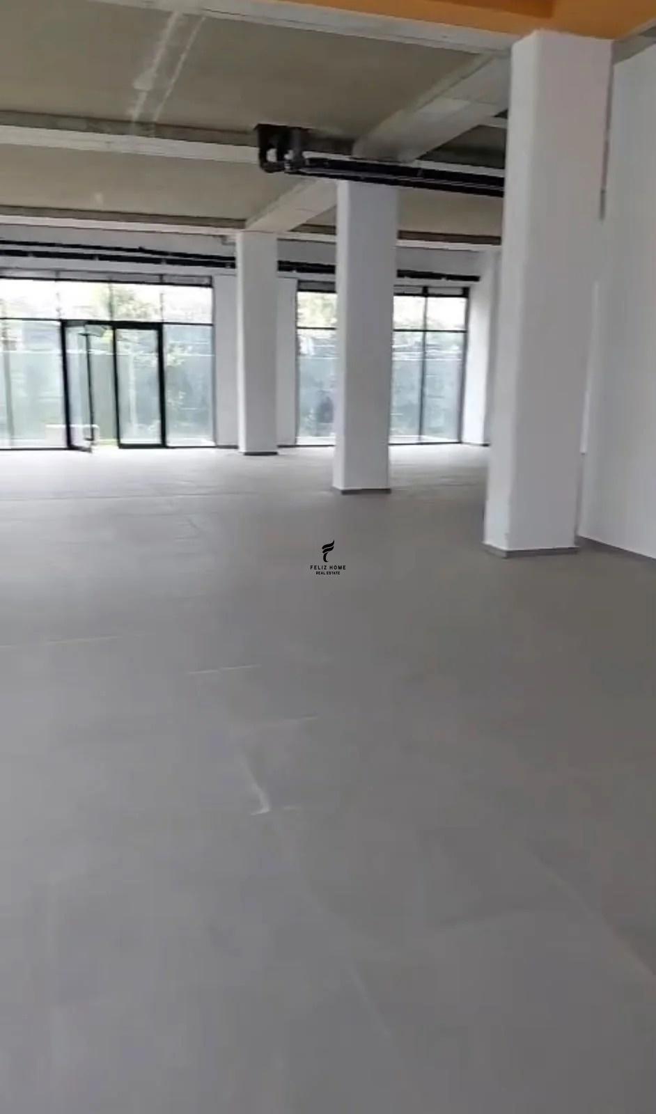 DYQAN ME QERA 455 M2 ZOGU I ZI 7.500 EURO FH-96735 – Tiranë
