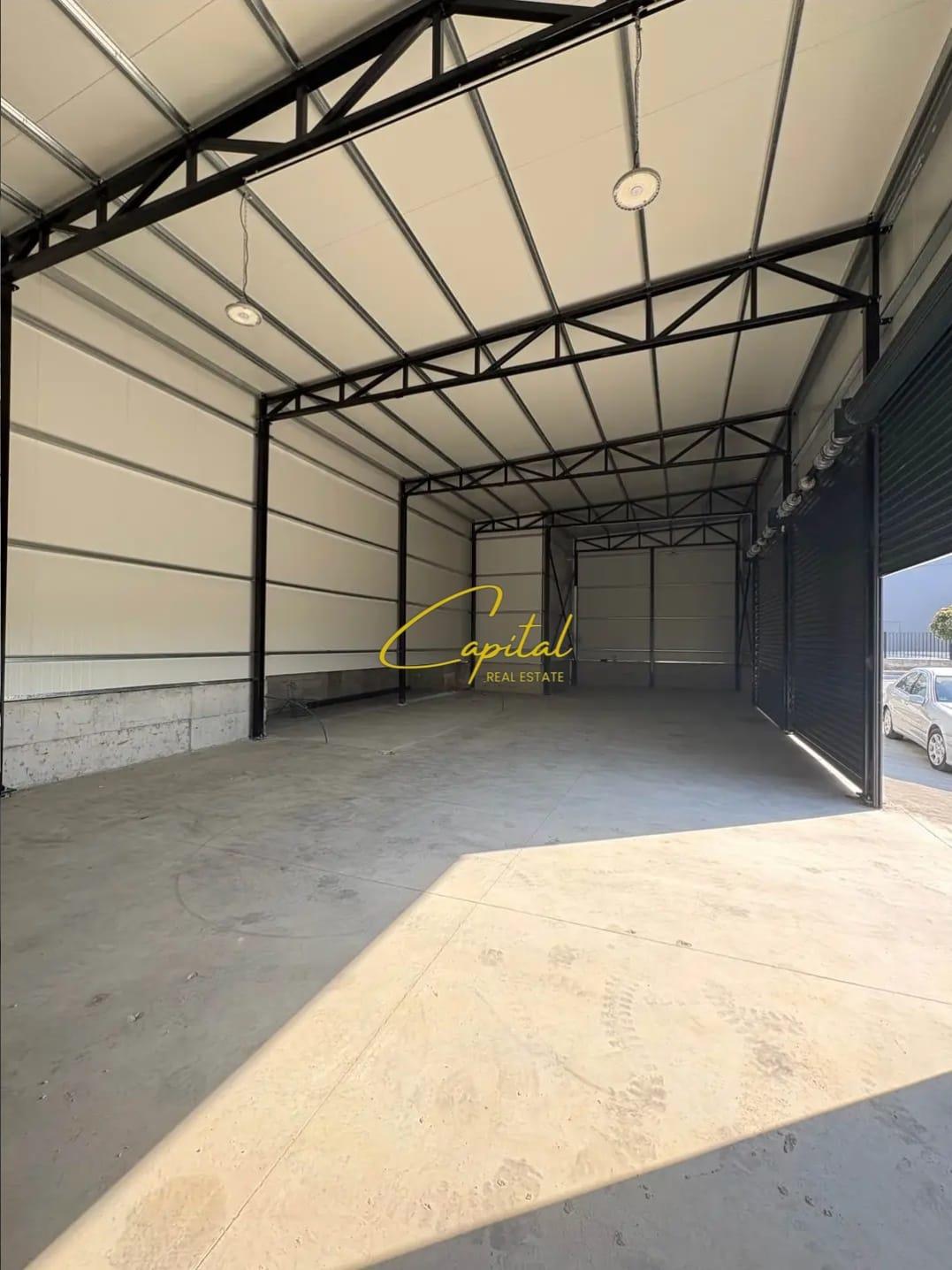 KAPANON ME QIRA 180 M2 YRSHEK 130.000 LEKE – Tiranë - 1