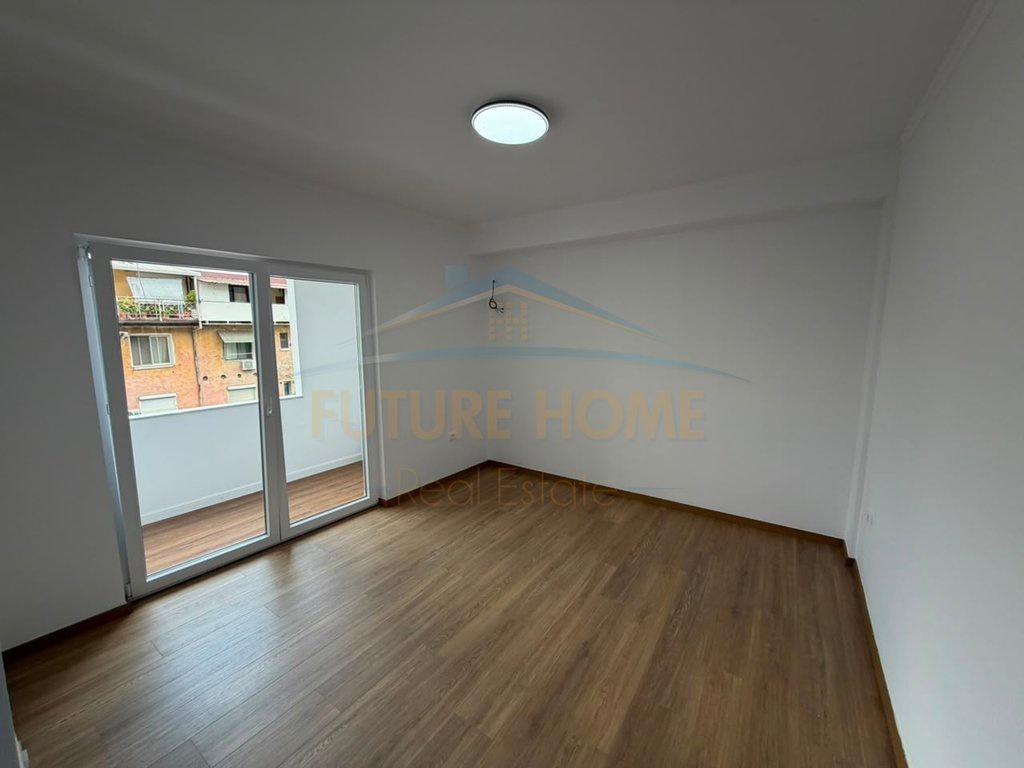 0693769552,Shitet, Apartament 1+1, Medreseja, Tiranë. – Tiranë