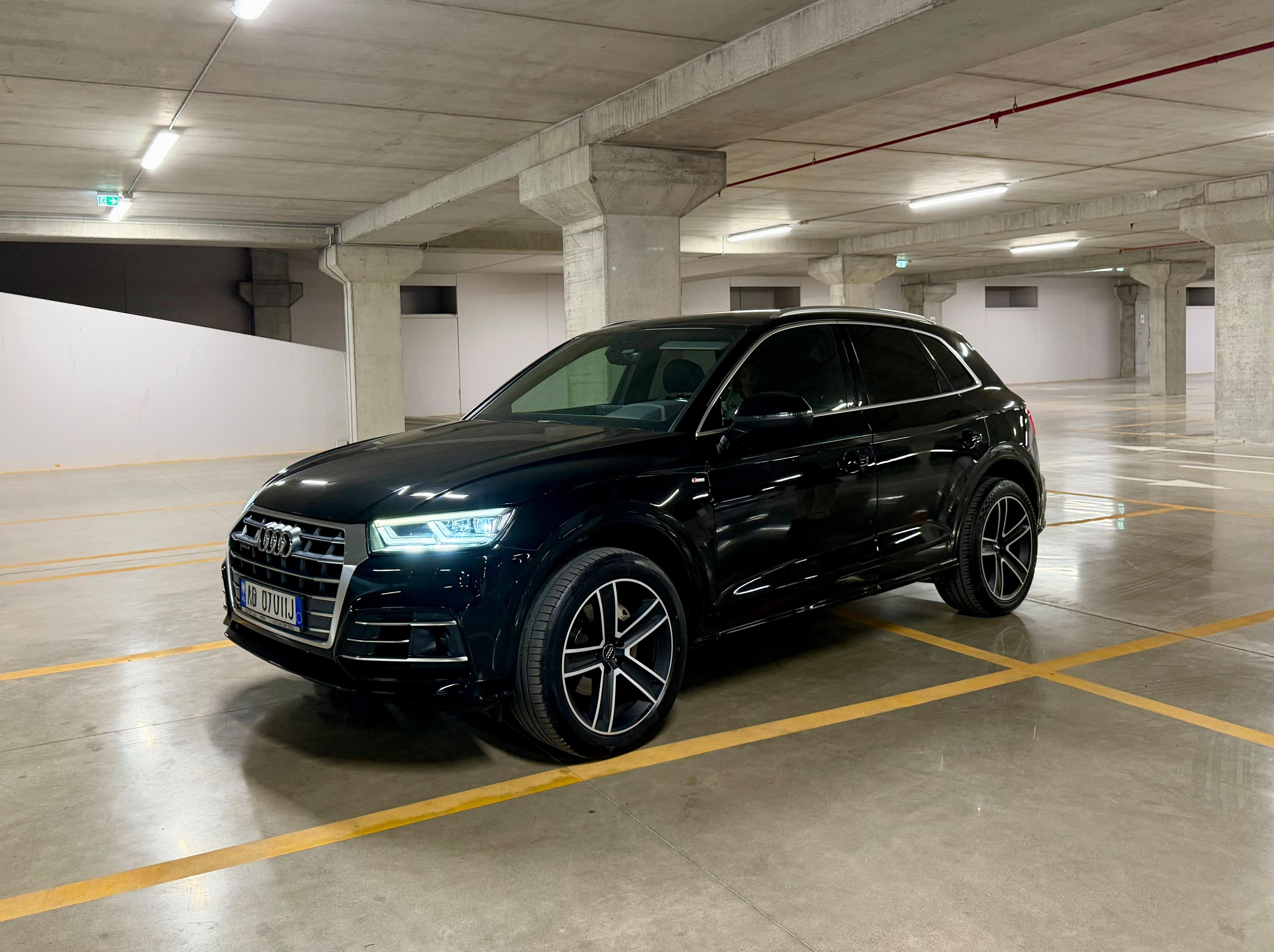 Audi Q5 2019 2.0 naft 🇩🇪🇩🇪 – Tiranë