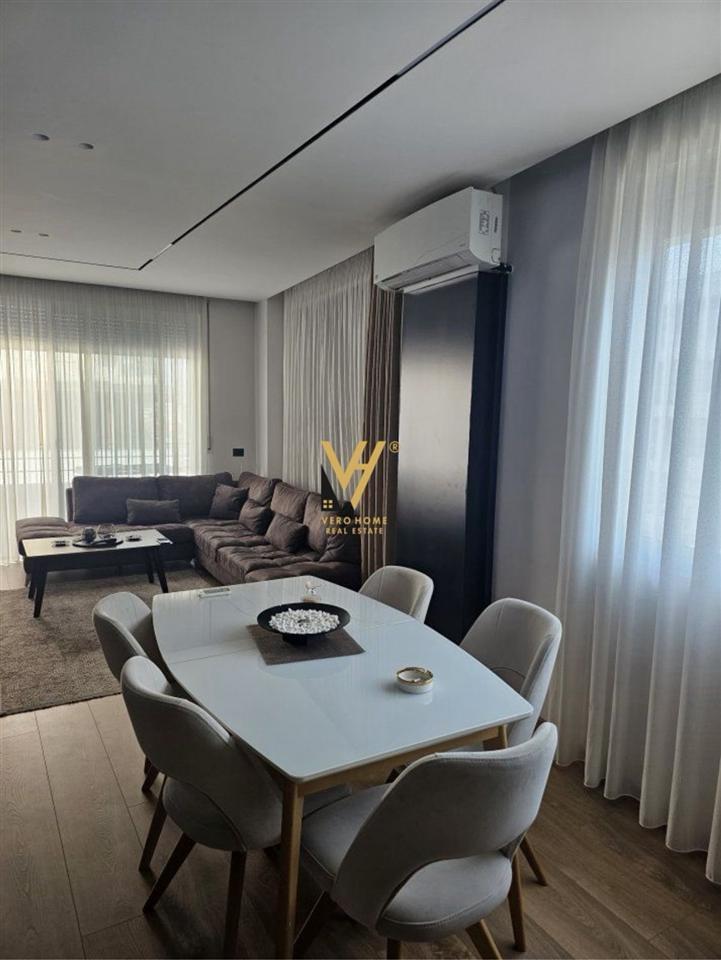 JEPET APARTAMENT 2+1+BLK ME QERA NE ASTIR 700 EURO – Tiranë
