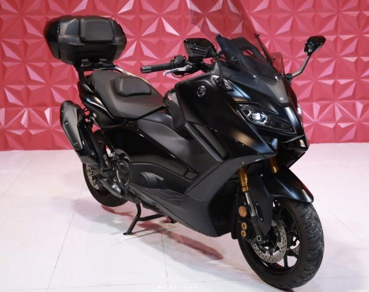 T-Max 560cc (TechMax) Black-Satin – Tiranë
