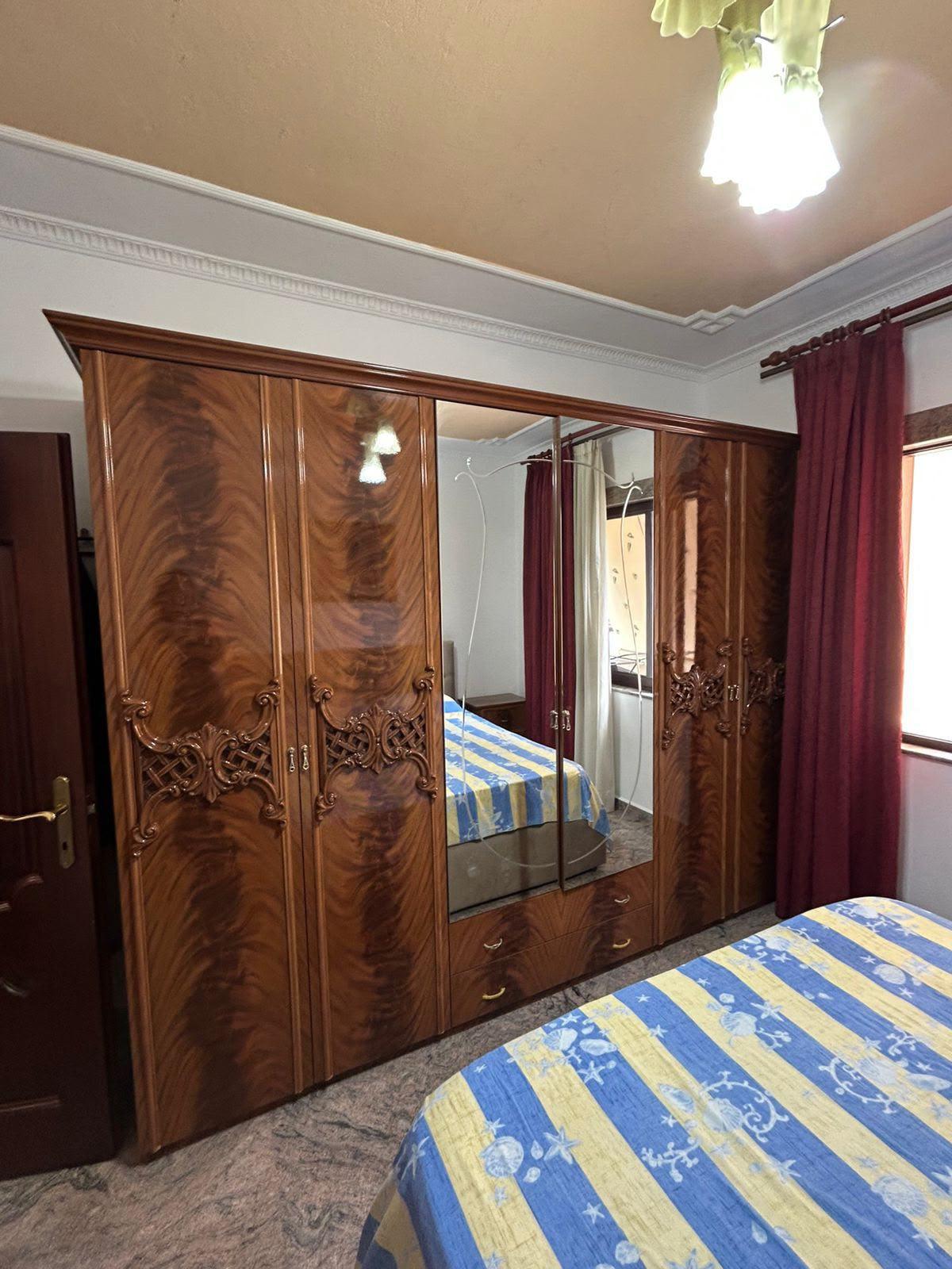 Apartament 2+1 + 2 me Qera tek Bulevardi Zogu I ID 5567 – Tiranë