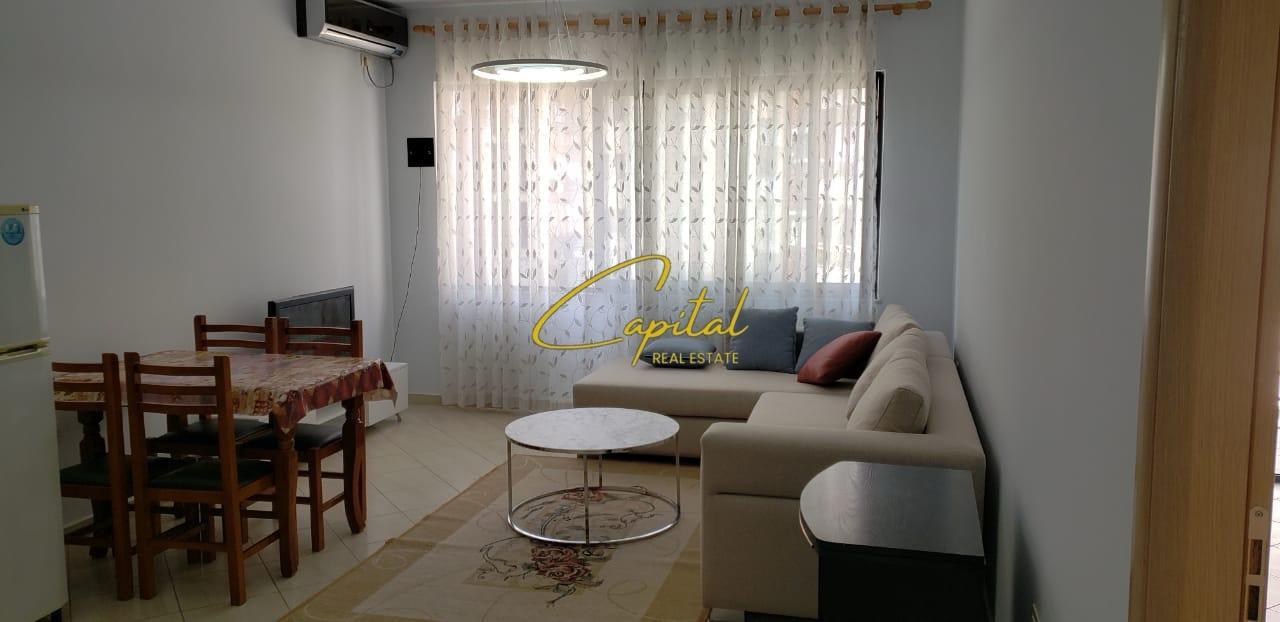APARTAMENT ME QIRA 1+1 ASTIR 45.000 LEKE – Tiranë