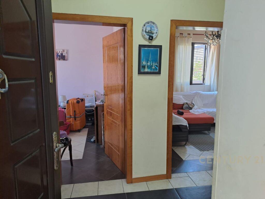JEPET ME QERA APARTAMENT 2+1 PRANE SHKOLLES QEMAL MICI ,DURR – Tiranë - 1