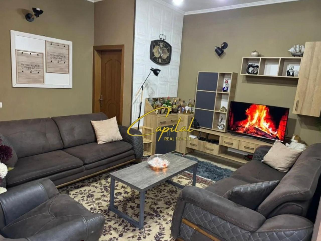 APARTAMENT ME QIRA 3+1+2 ASTIR 50.000 LEKE – Tiranë - 1