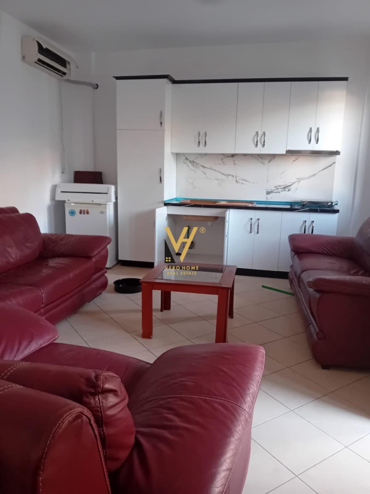 SHITET SHTEPI PRIVATE ME TRUALL NE SARANDE 14.000.000 LEKE – Sarandë