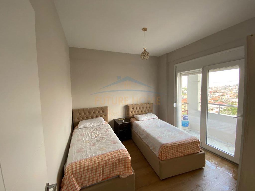 Jepet me qera apartamenti, 2+1+2, Pallatet e Verdha, Tirane – Tiranë