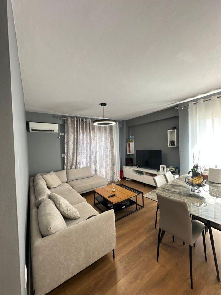 APARTAMENT ME QERA 2+1 JORDAN MISJA 800 EURO – Tiranë - 1