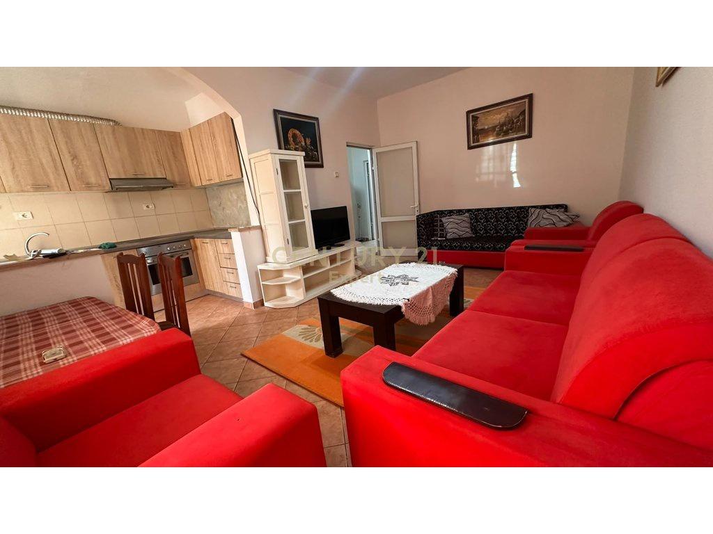 APARTAMENT 2+1 PER QIRA PRANE ISH-HIPOTEKES, TIRANE !! – Tiranë